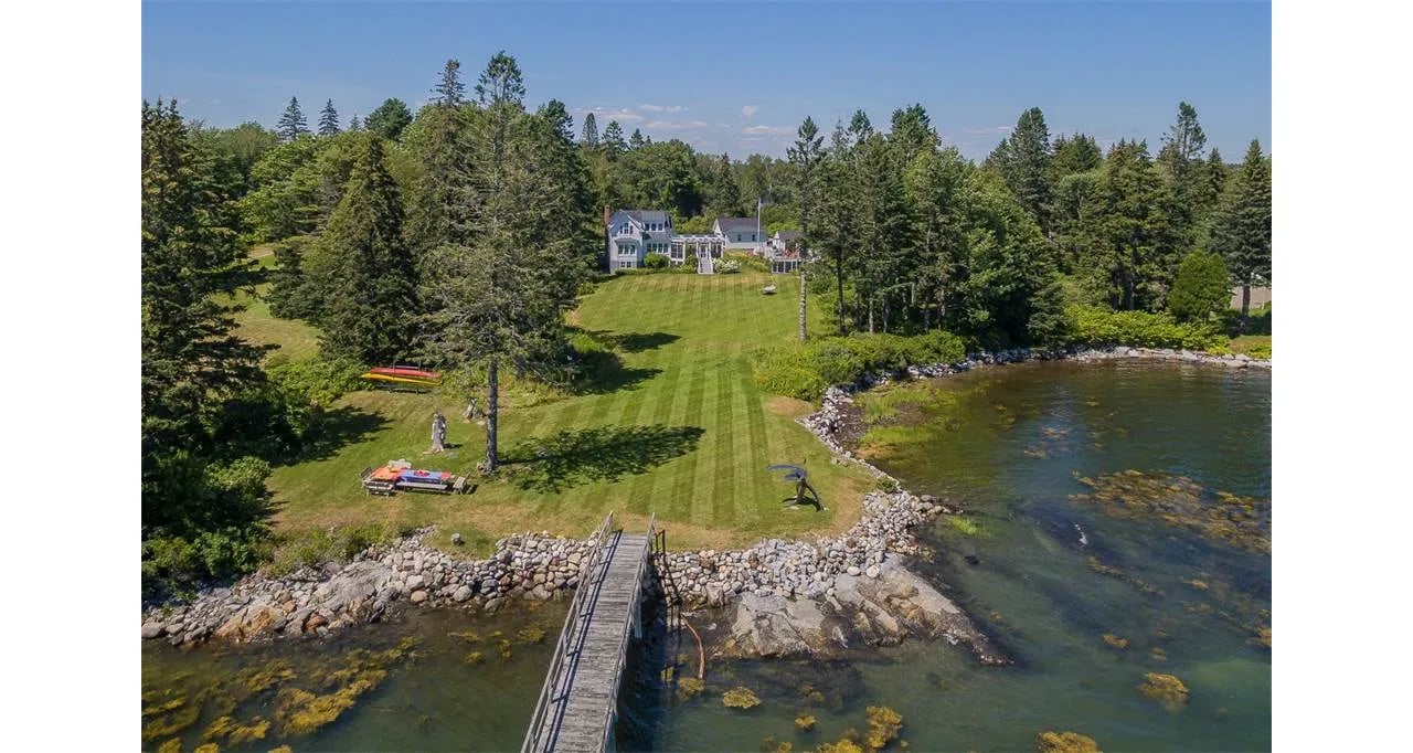 Home For Sale – 35 Henderson Lane, Cushing, Maine 04563