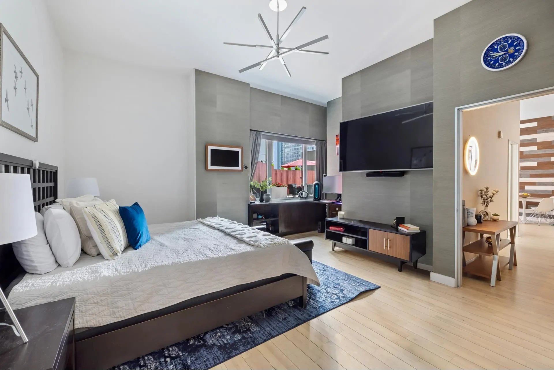 322 W 57th St., #15R1