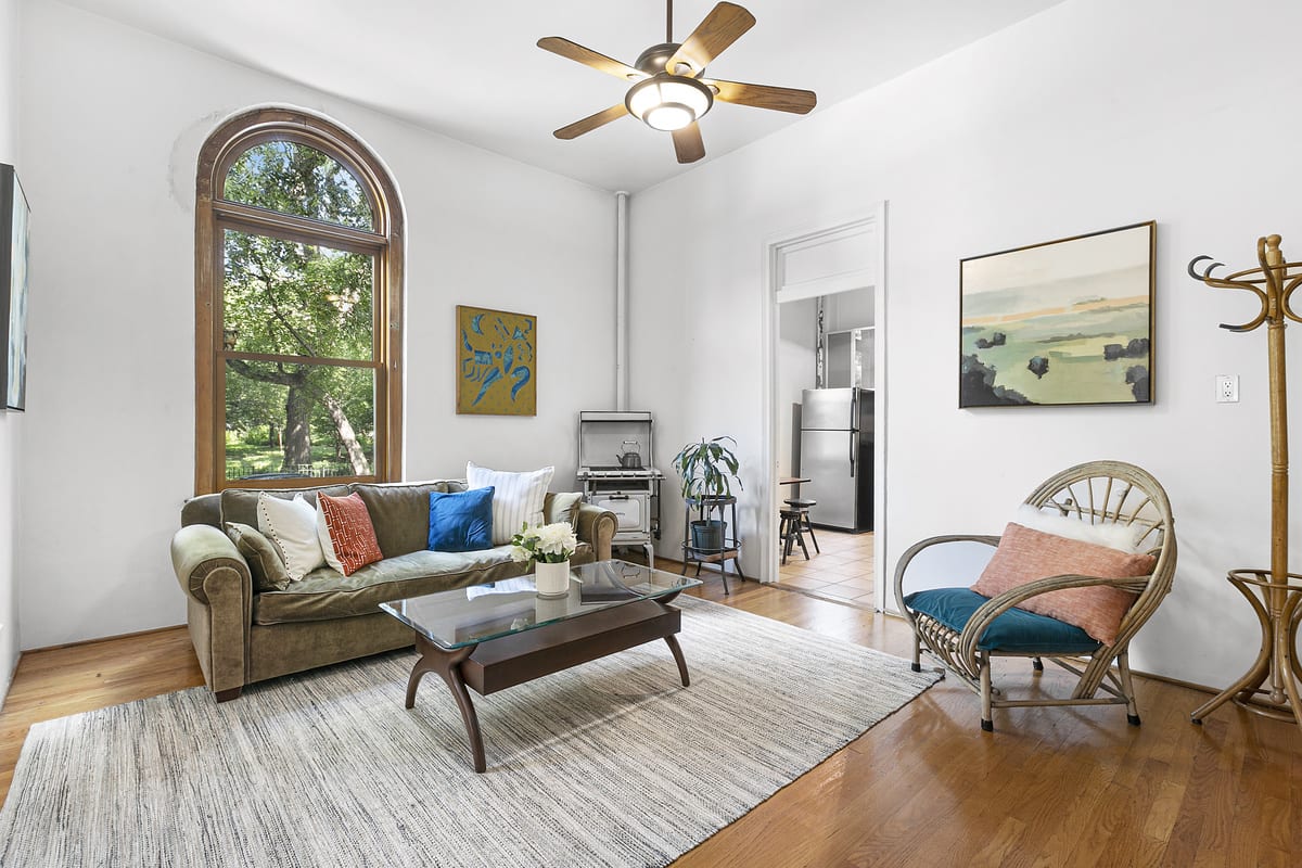 131 Avenue B, #1C