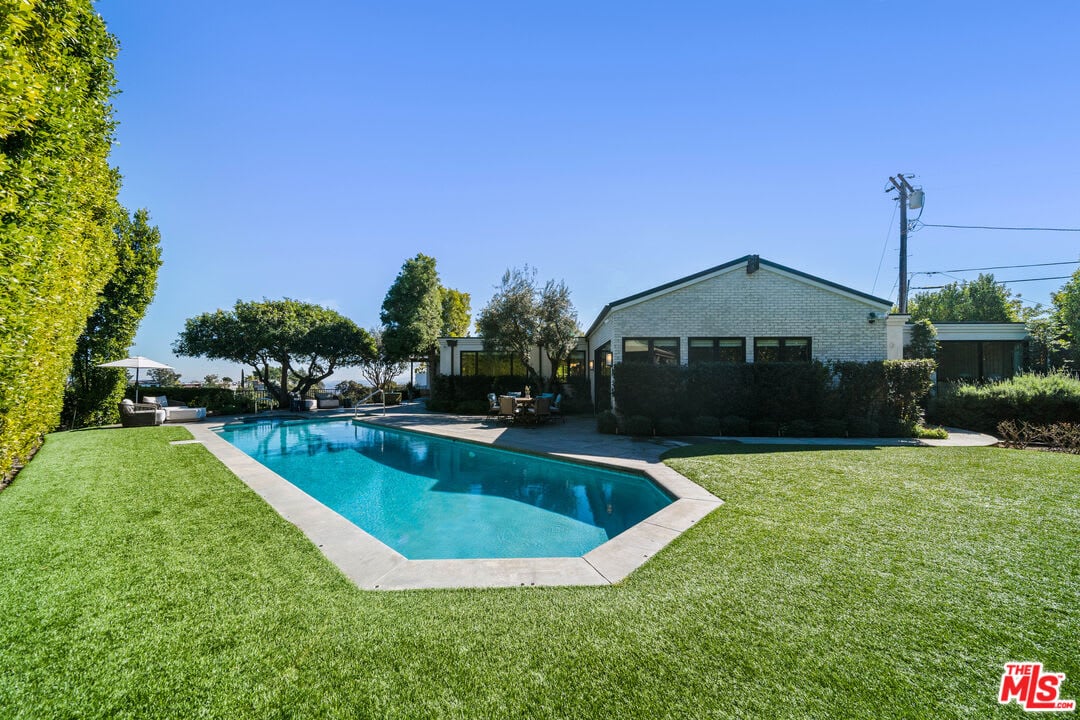Lumina Villa
