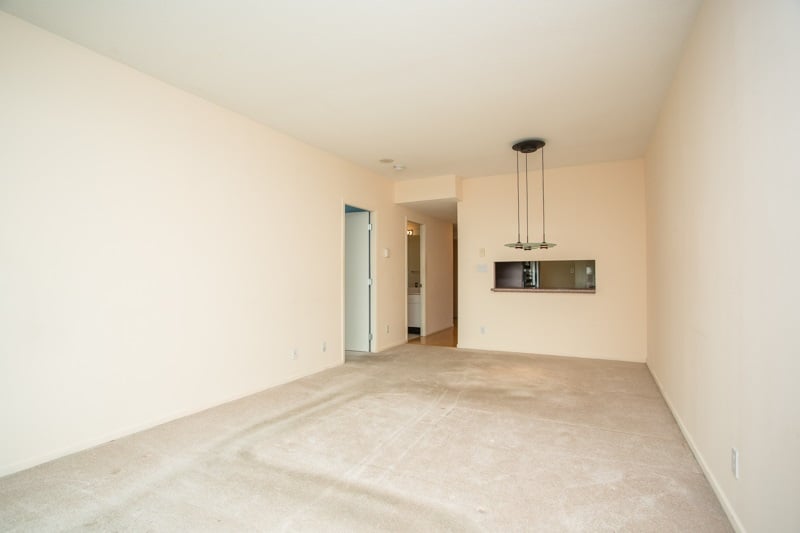 1401-8851 Lansdowne Rd