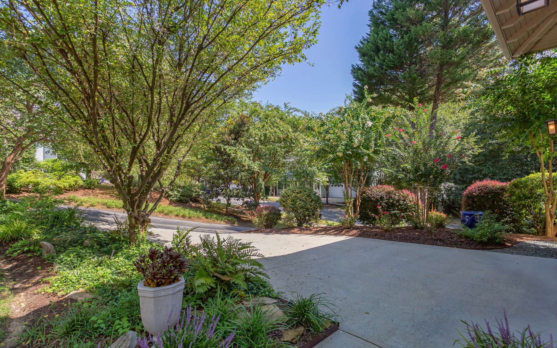 100 Arlen Park Dr