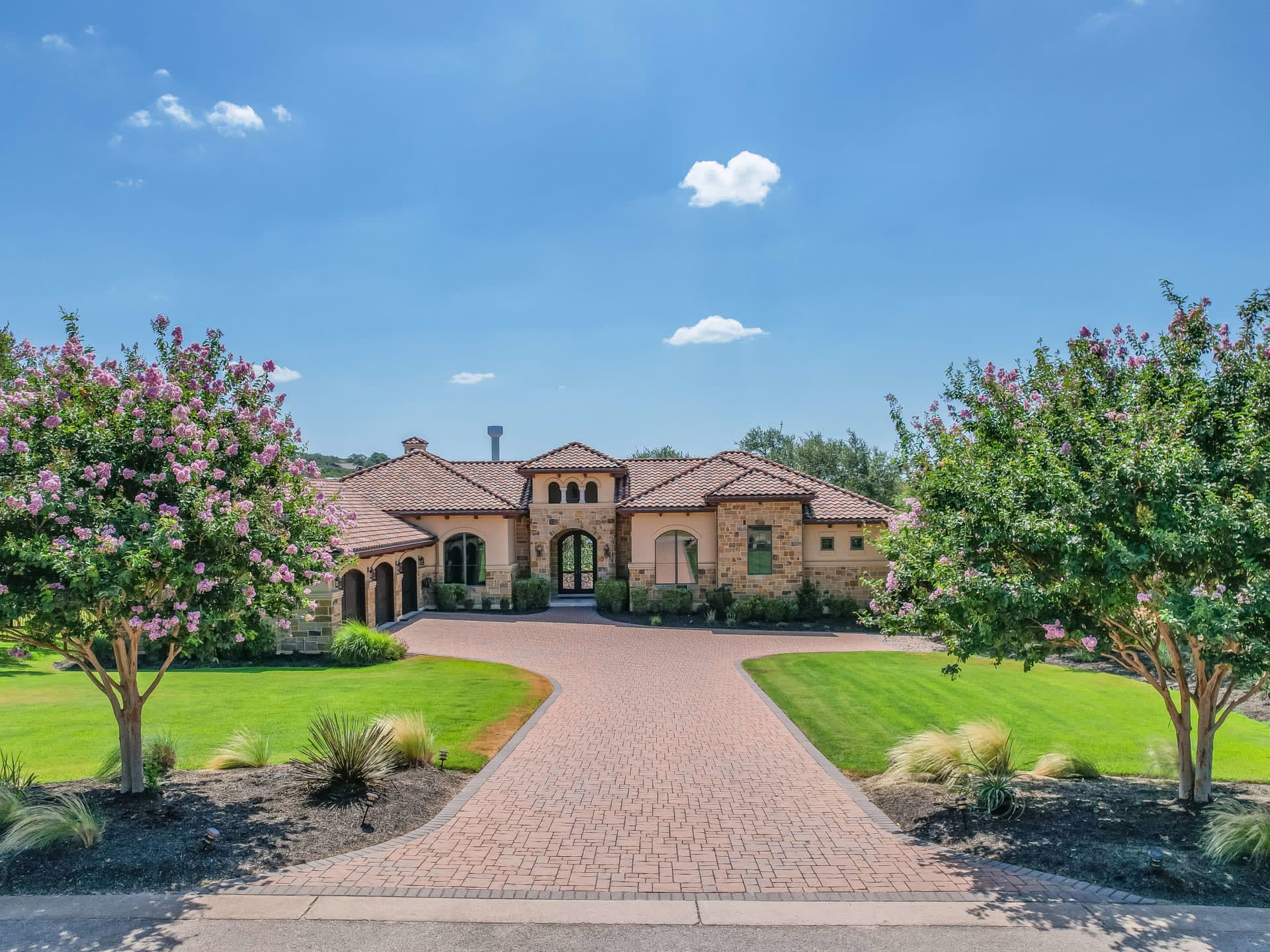 8321 VERDE MESA COVE