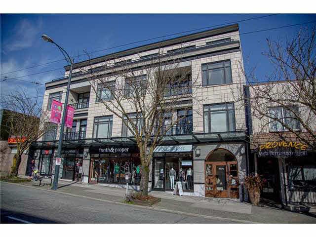 201-4479 W 10th Ave