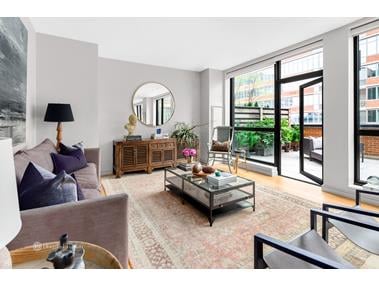 540 W 28th St, #10C