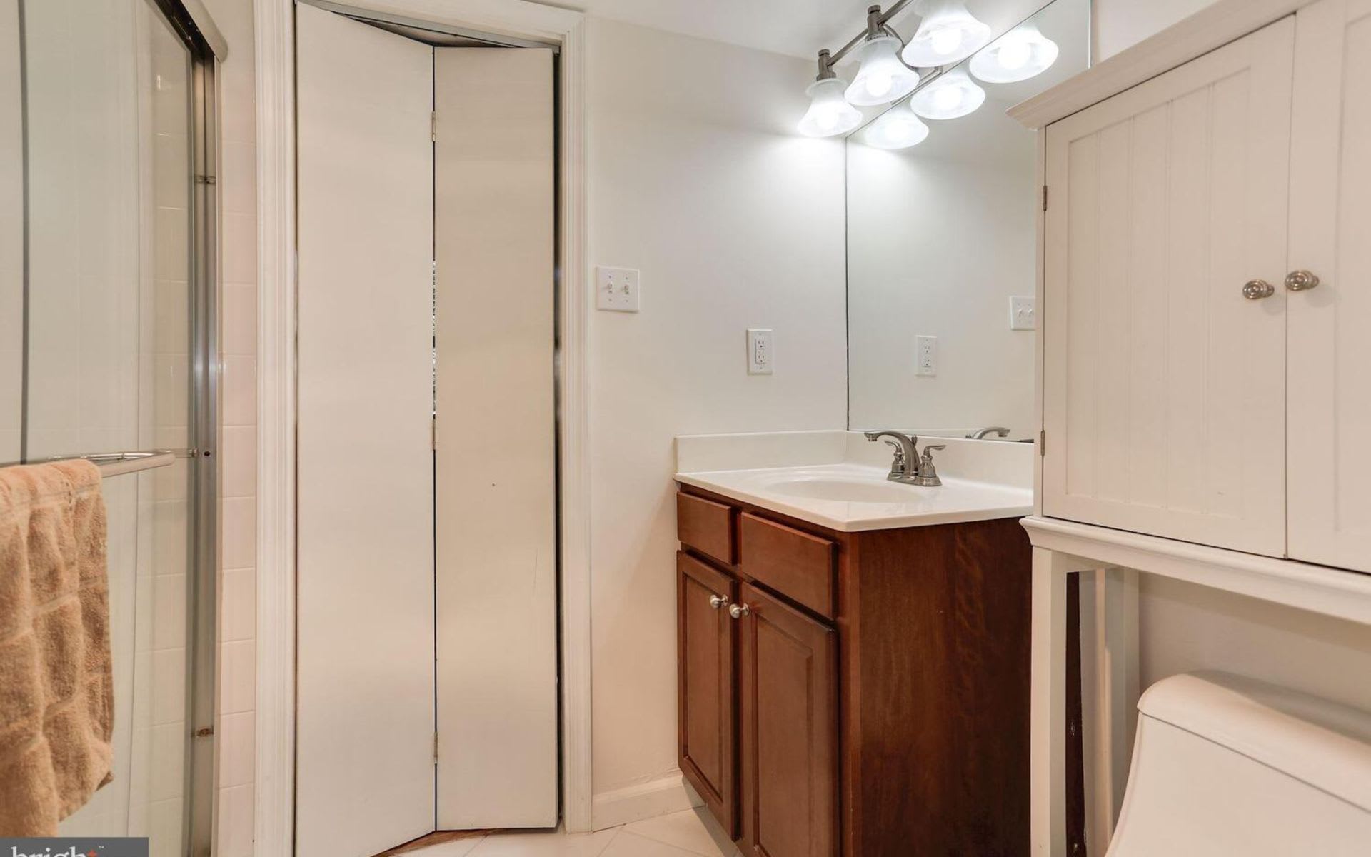 1515 S Arlington Rdg Rd, #305