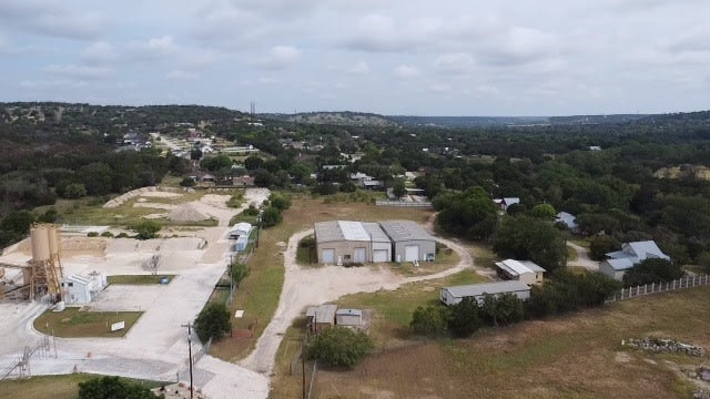Commercial Warehouse on over 4 acres in Kerrville