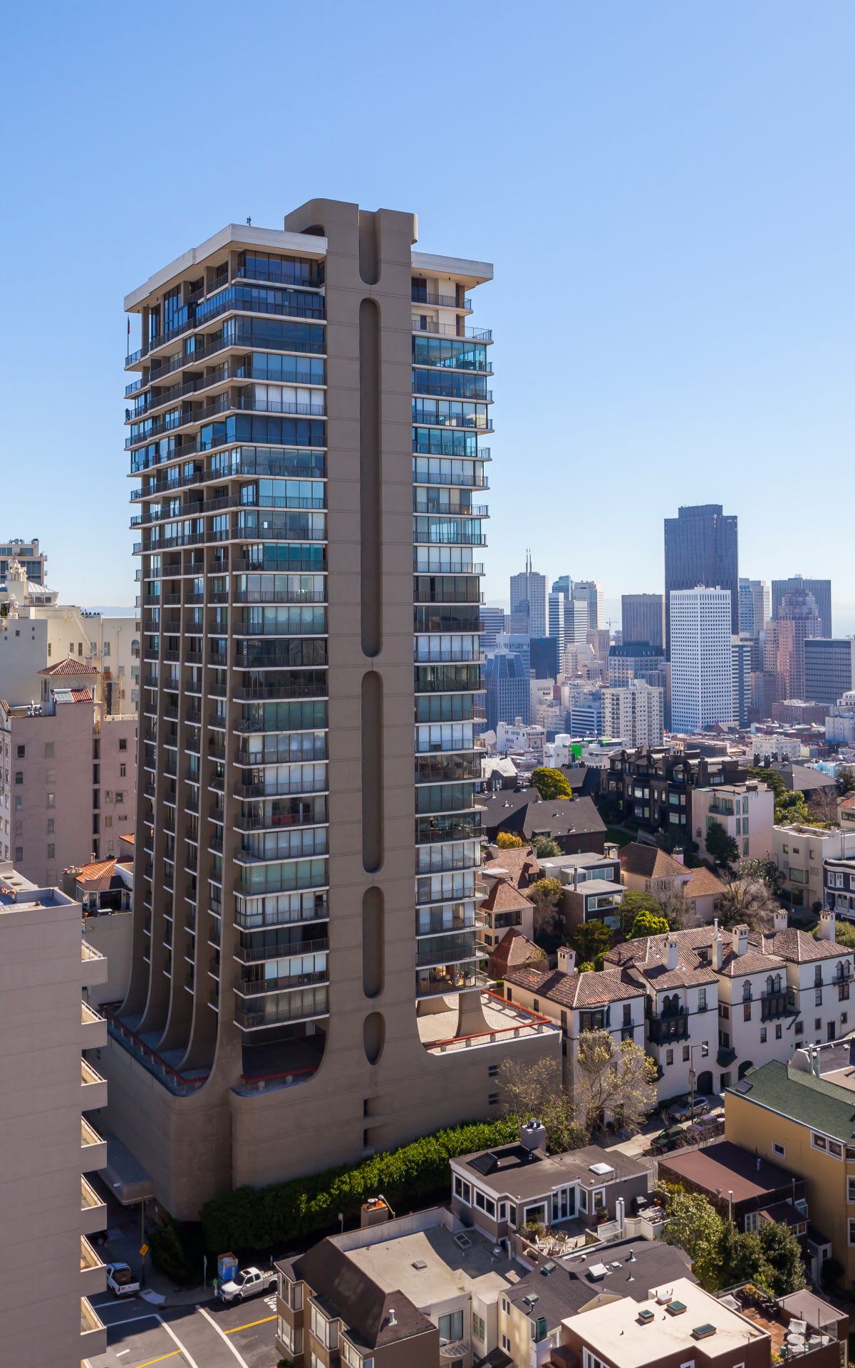 Panoramic Views at 1070 Green