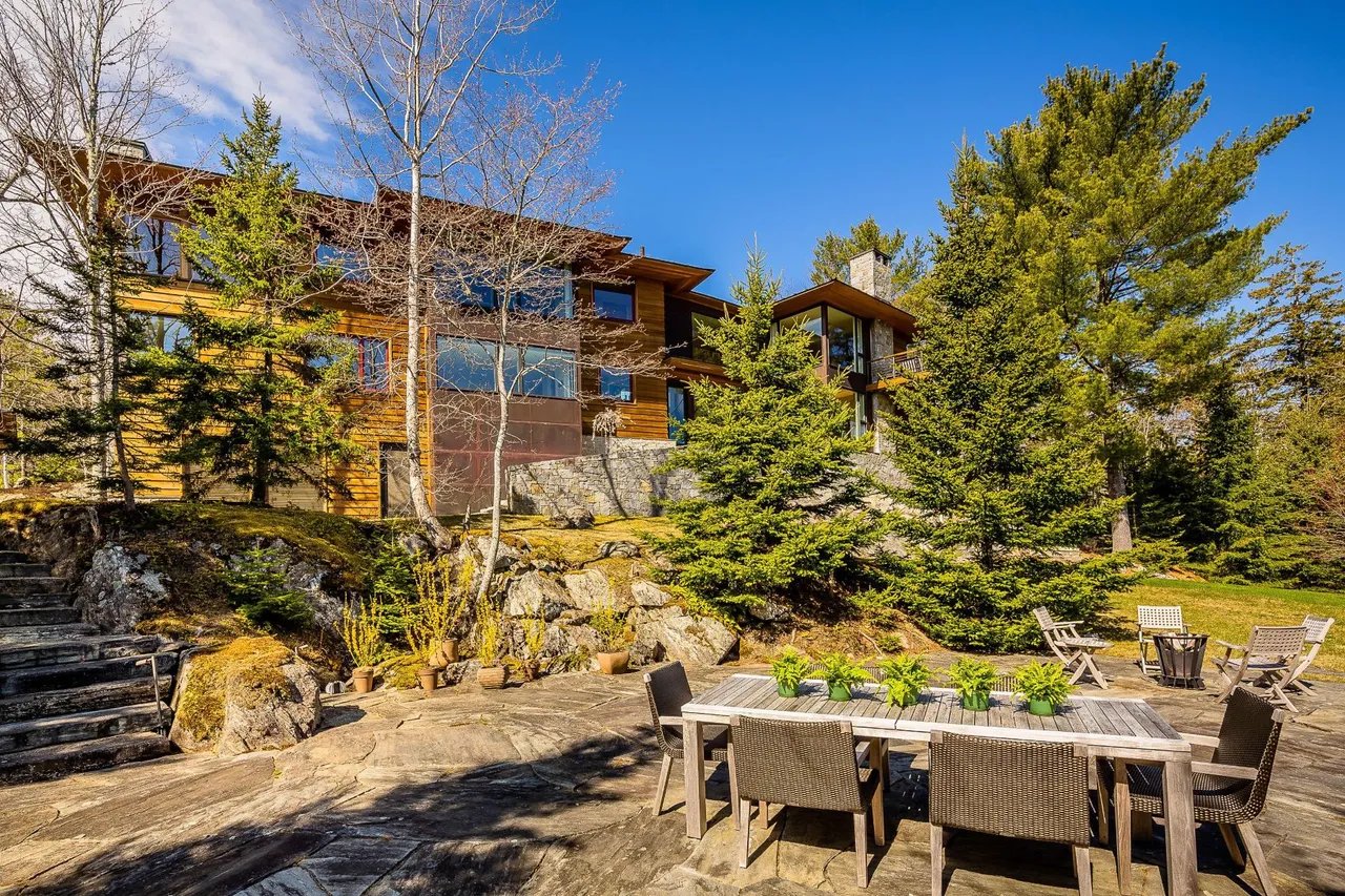 Hardscapes, Patios, Decks & Backyards