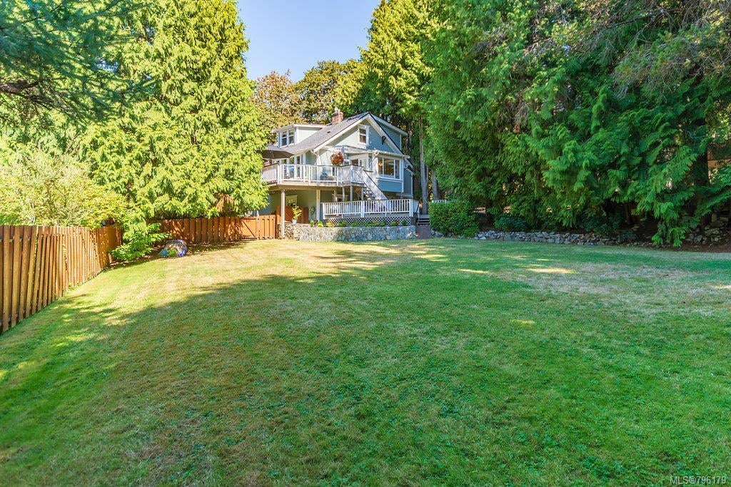1139 Camrose Cres