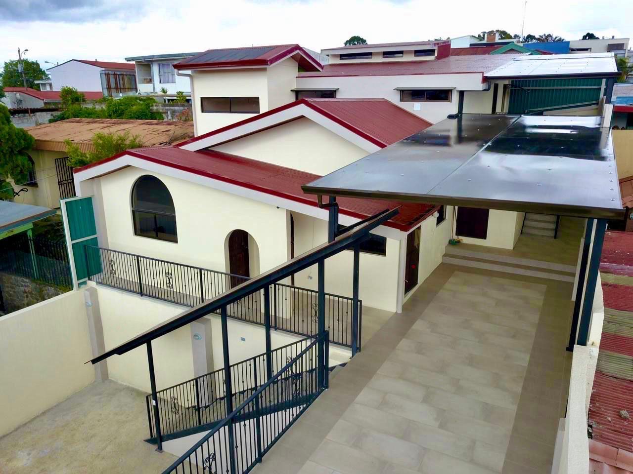 Turnkey Income Guesthouse, Curridabat, San Jose