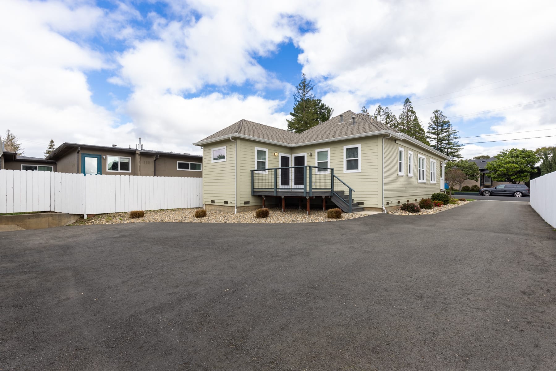 2295 Adrian St 
