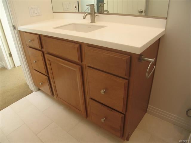 5052 Cahuenga Bl Toluca woods, CA