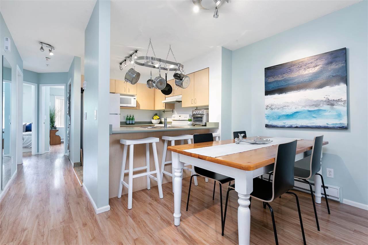 23-7410 Flint St