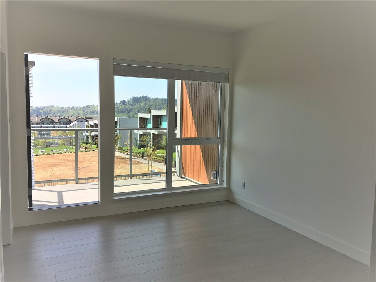 15-3596 Salal Dr