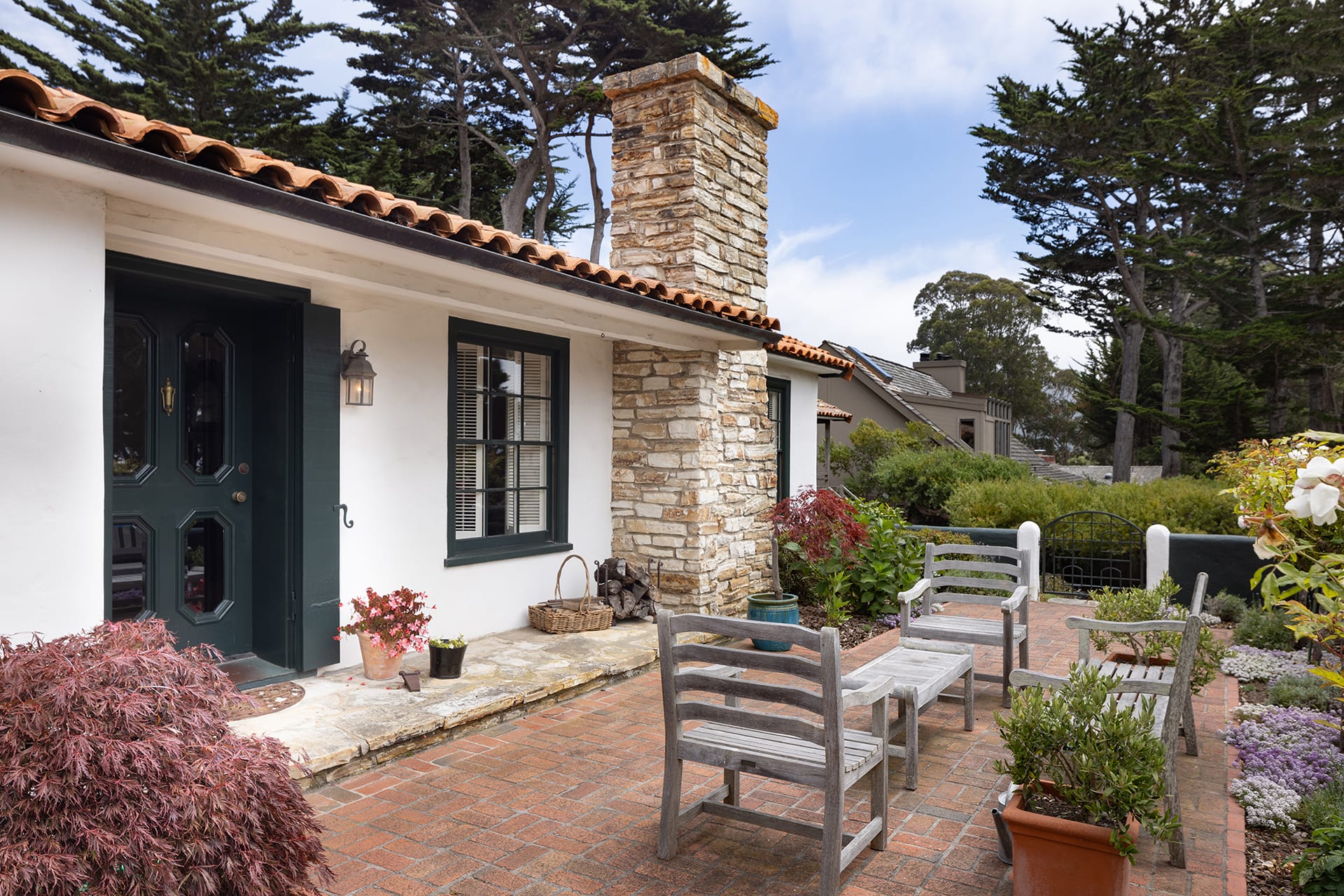 Spacious Carmel Abode - 2900 Franciscan Way