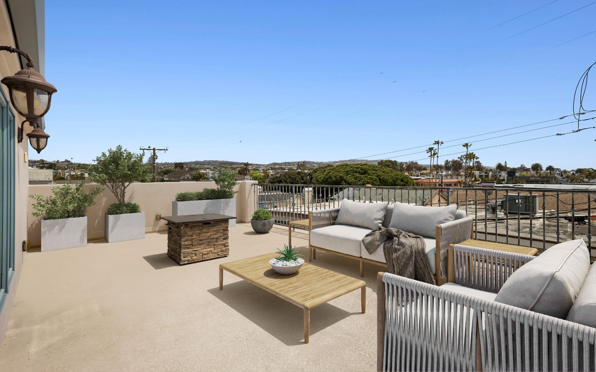 422 Heliotrope Avenue Unit: B