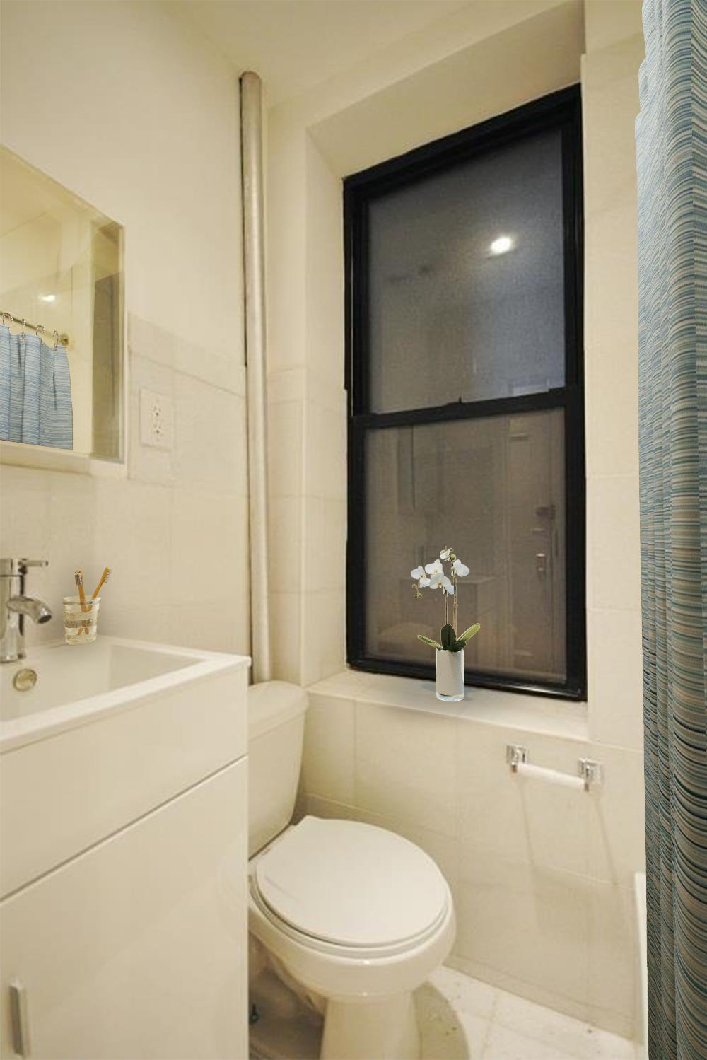 615.5 Hudson Street, Apt 2