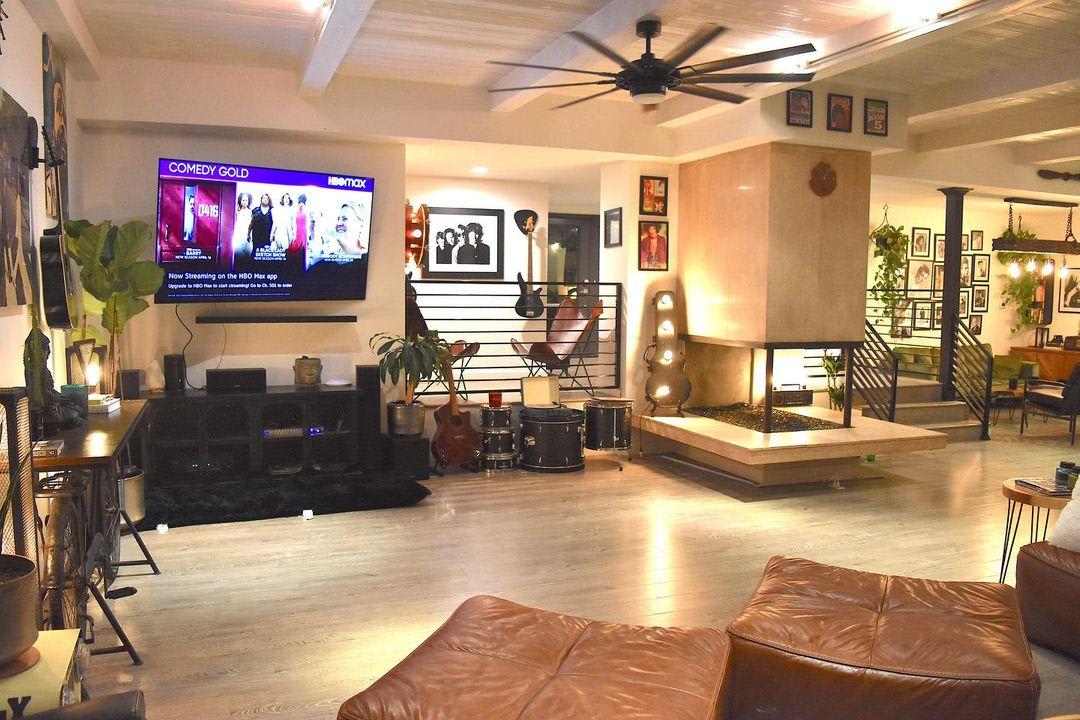 3238 Wrightwood Drive