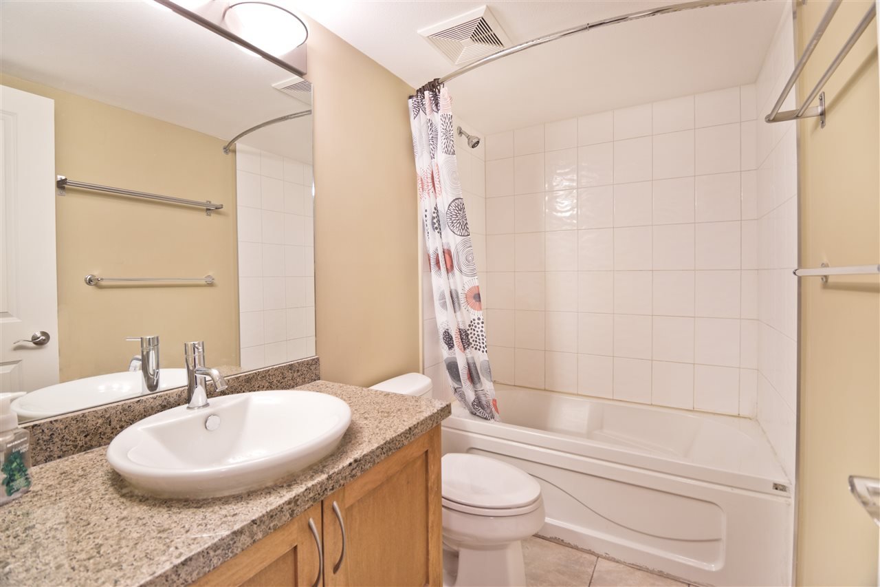 PH11-2373 Atkins Ave