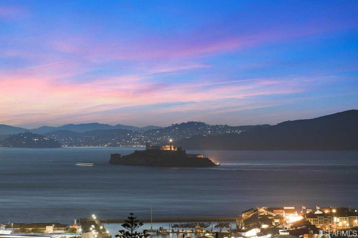 241 Telegraph Hill Blvd, #401+2