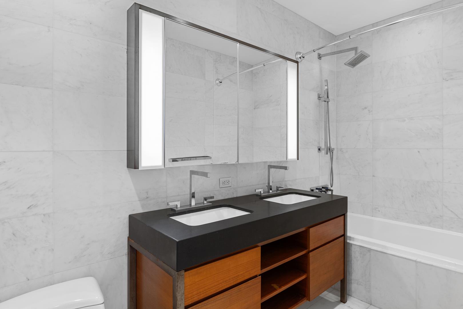 75 Wall Street, Apt 32-Q