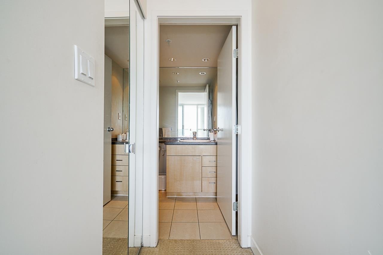 3001-1408 Strathmore Mews