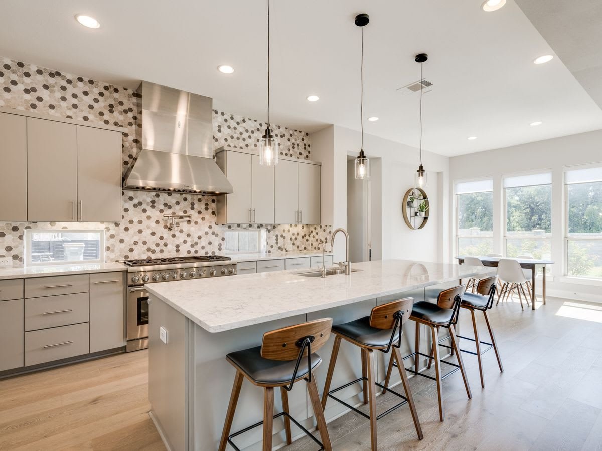 104 Nautical Circle, Round Rock, TX 78681