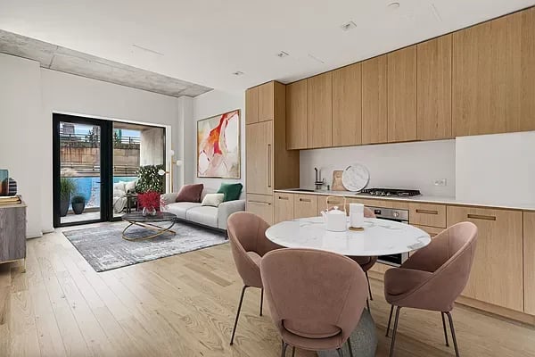 98 Front Street Unit: 5L