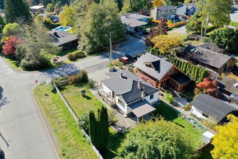 1779 Vista Cres