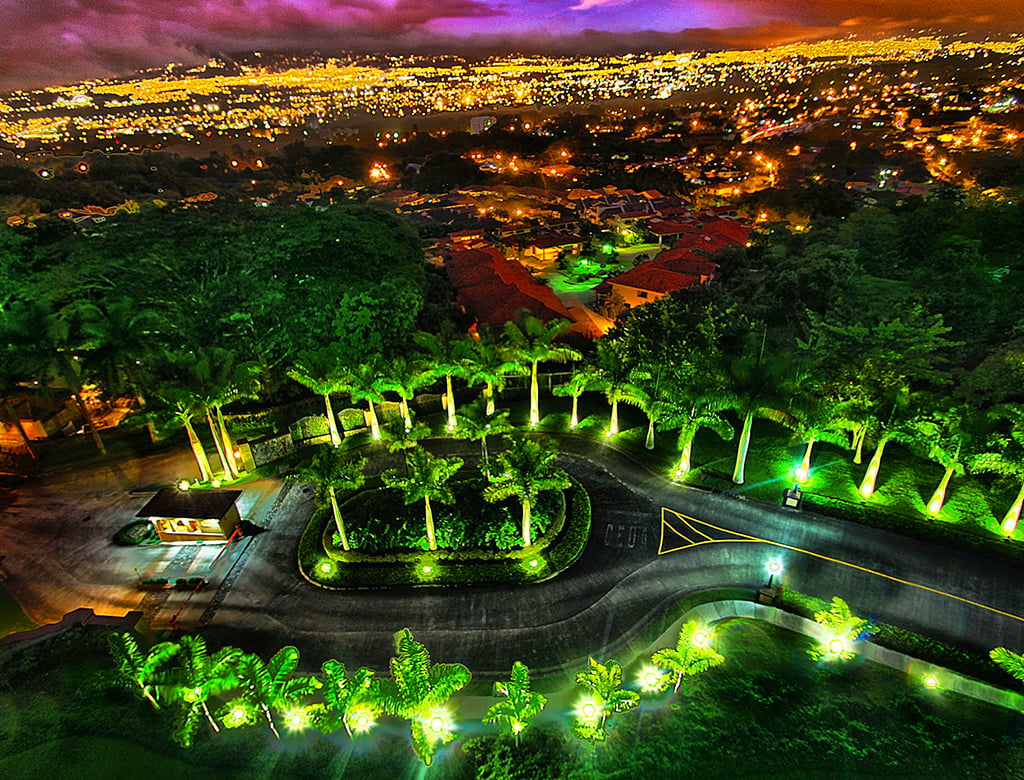 Premier Panoramic City View Penthouse, Escazu, San Jose