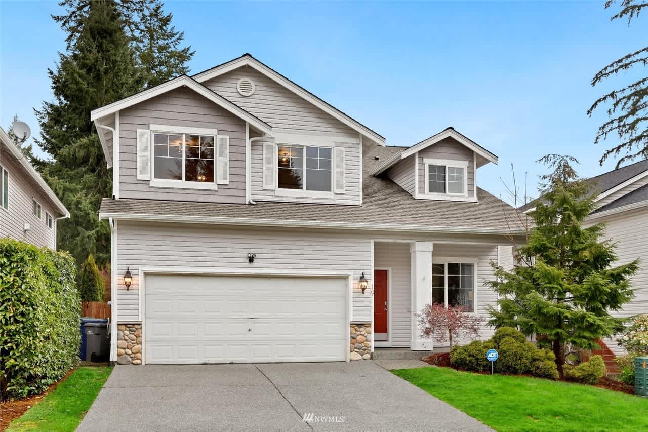 19 152nd Pl SE
