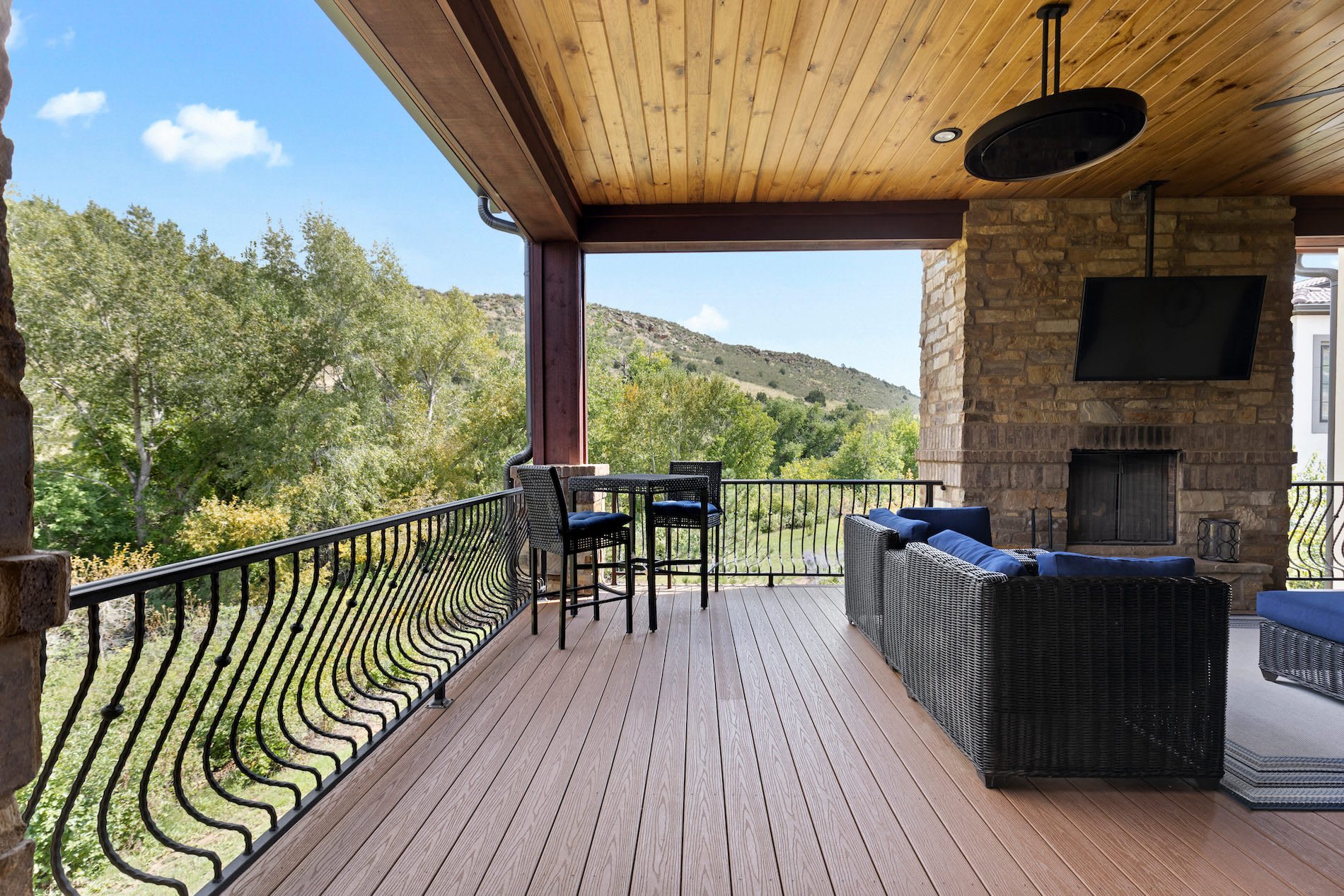 8342 Raphael Lane
