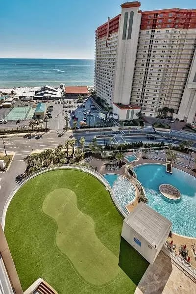 9860 S Thomas Drive Unit 1015