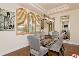 23963 De Ville Way