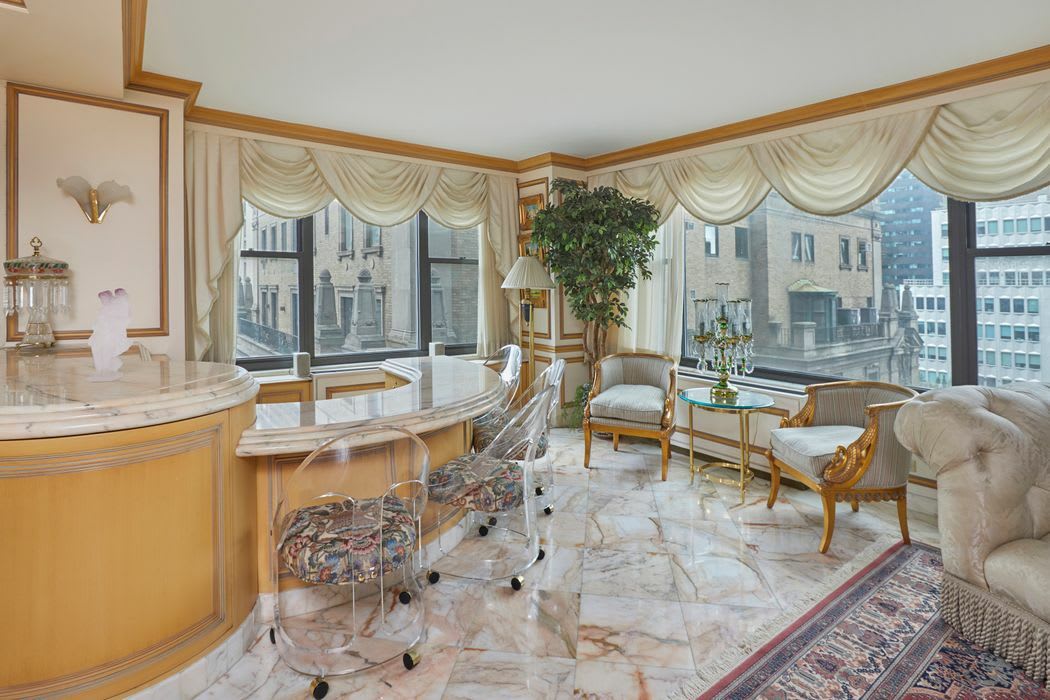 117 East 57th Street Unit: 23B