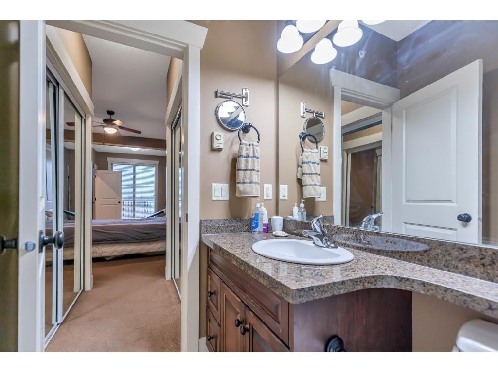 409-45893 Chesterfield Ave