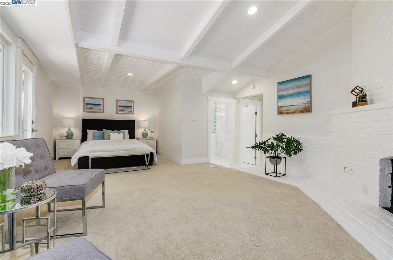 6 Saint James Ct, Orinda 