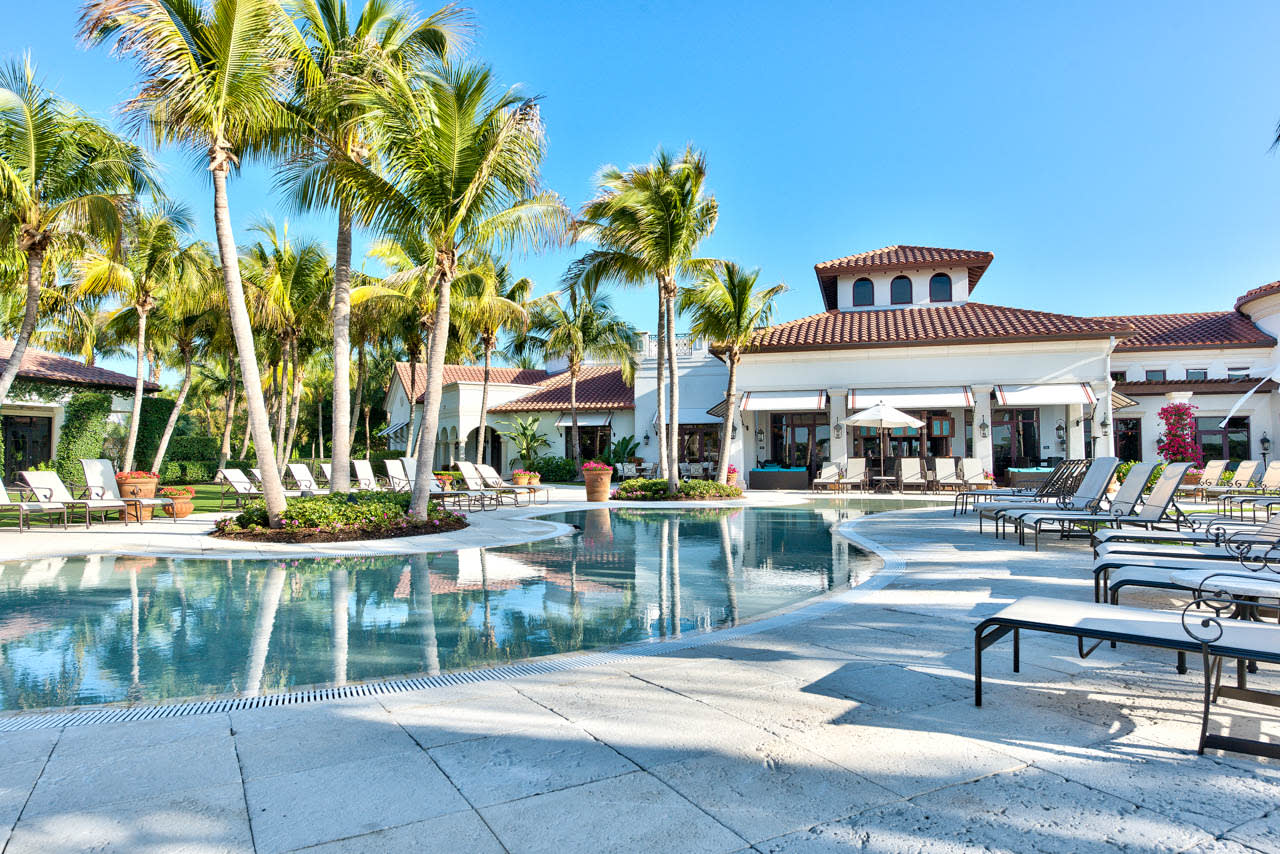 MIROMAR LAKES