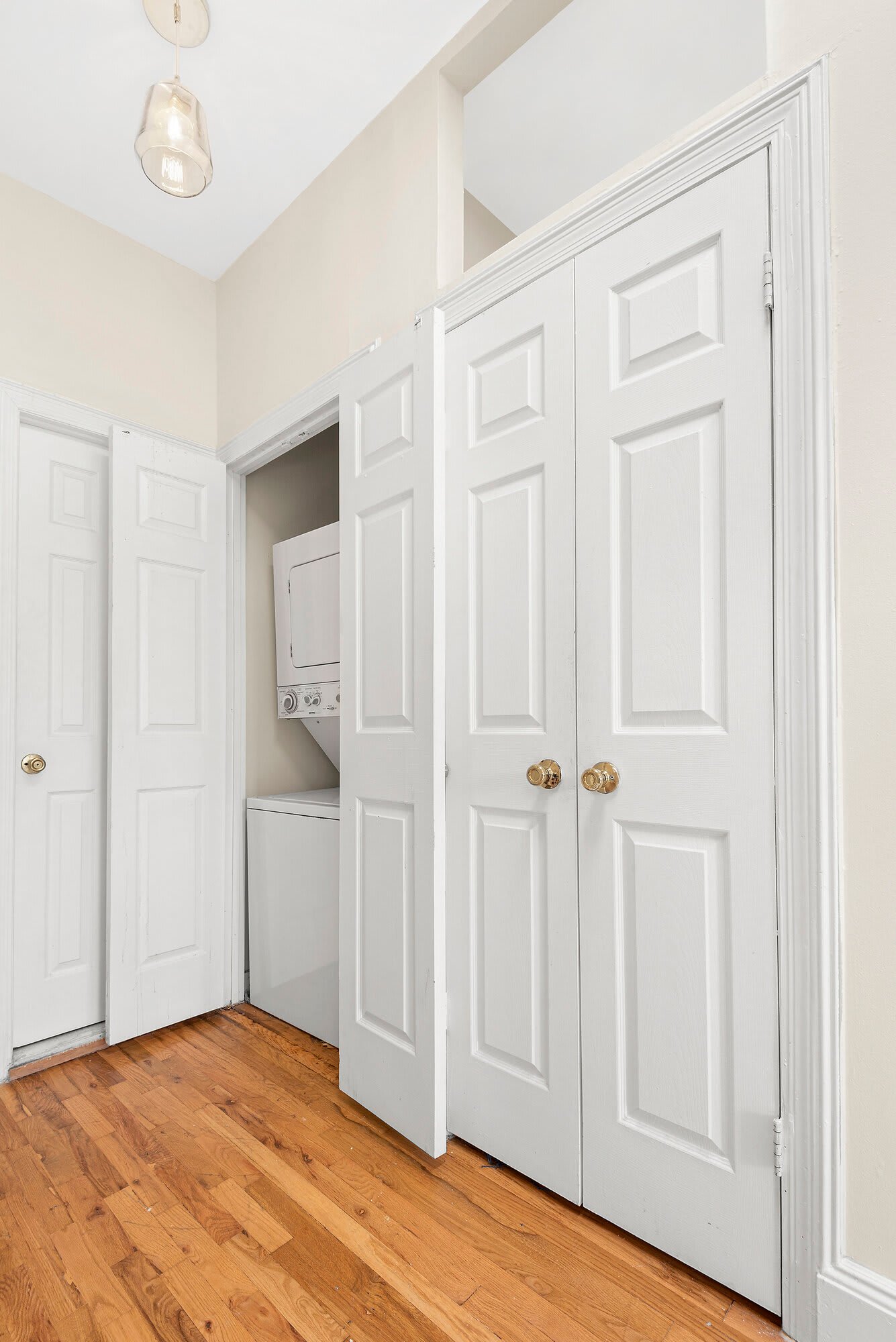 182 5th Ave, #2R
