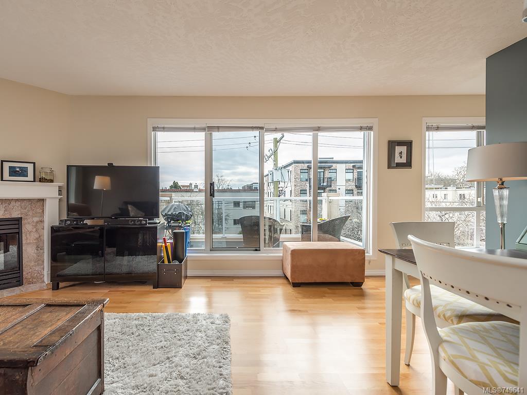 405-1014 Rockland Ave, Victoria