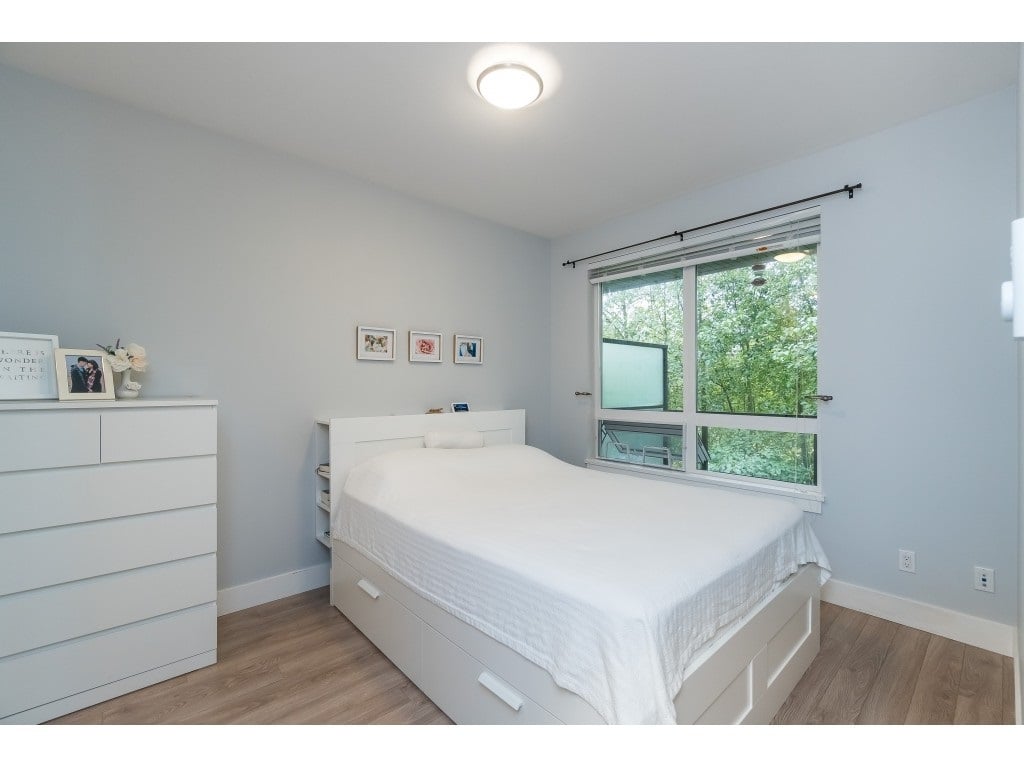 C313-20211 66 Ave
