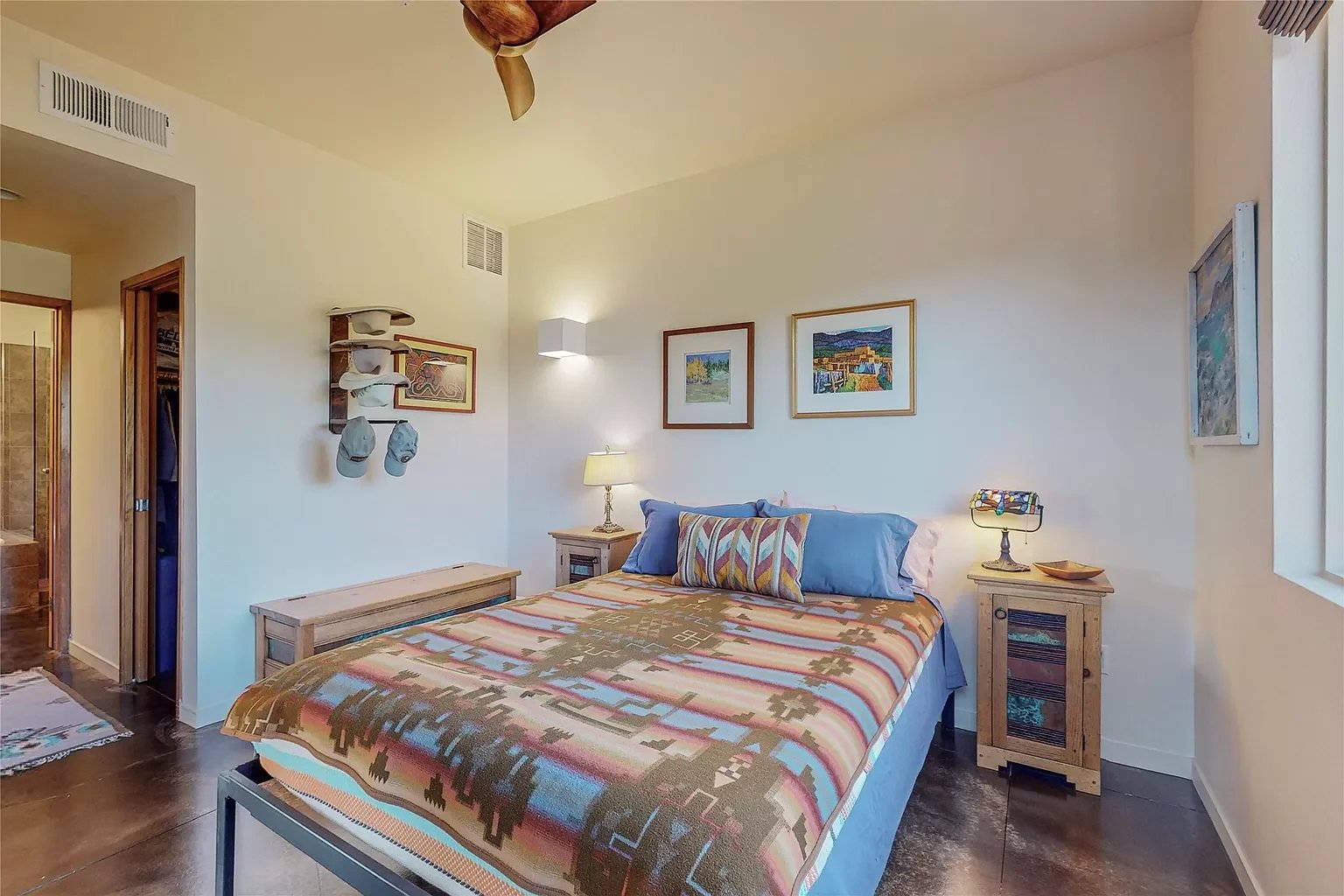 604 Avenida Villa Hermosa #201