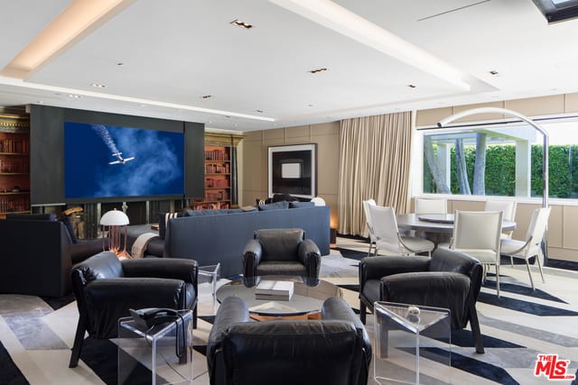 Blissful Manor