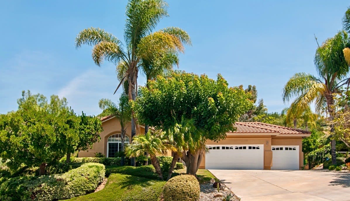 1443 Country Vistas Ln