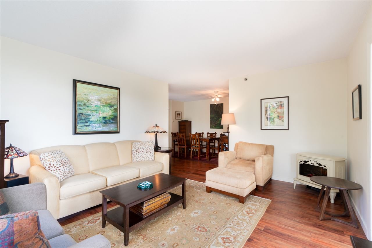 305-3061 E Kent Ave N Ave