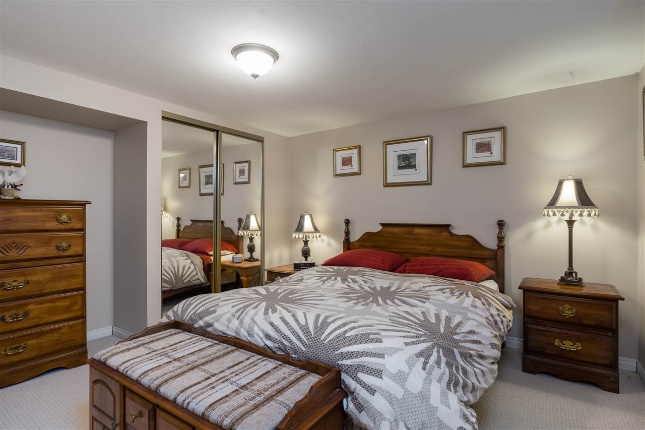 7247 Barnet Road, Burnaby