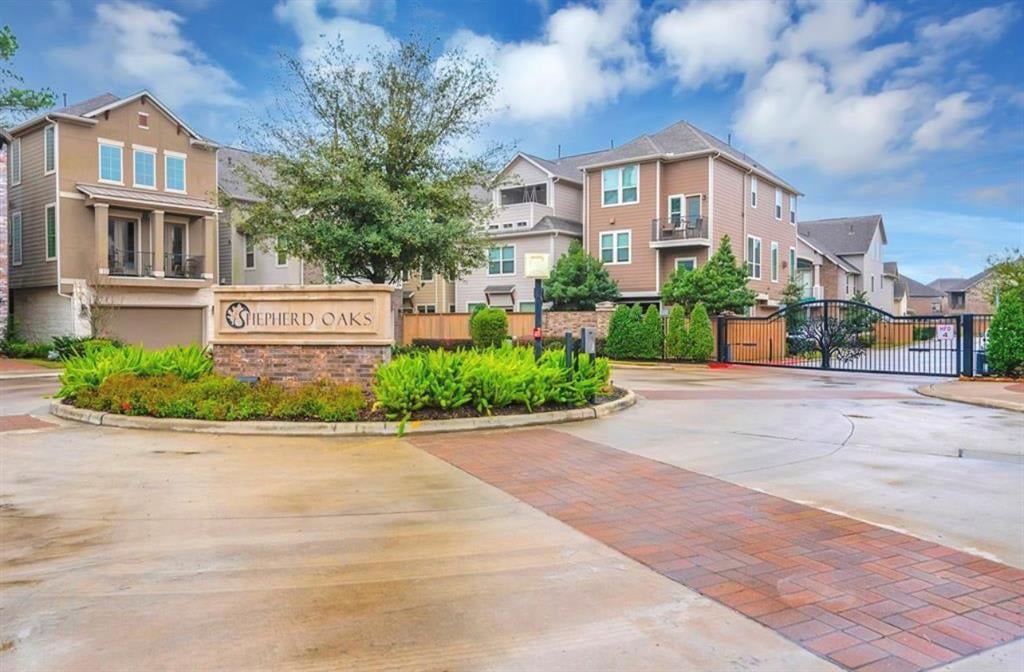 3614 Golf Dr