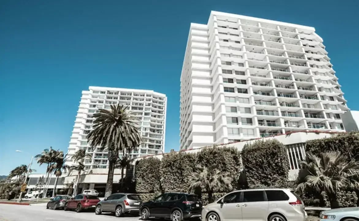 201 Ocean Ave #P1809