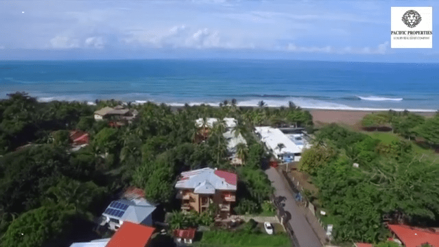 Real Estate & Lifestyle in Jaco Beach